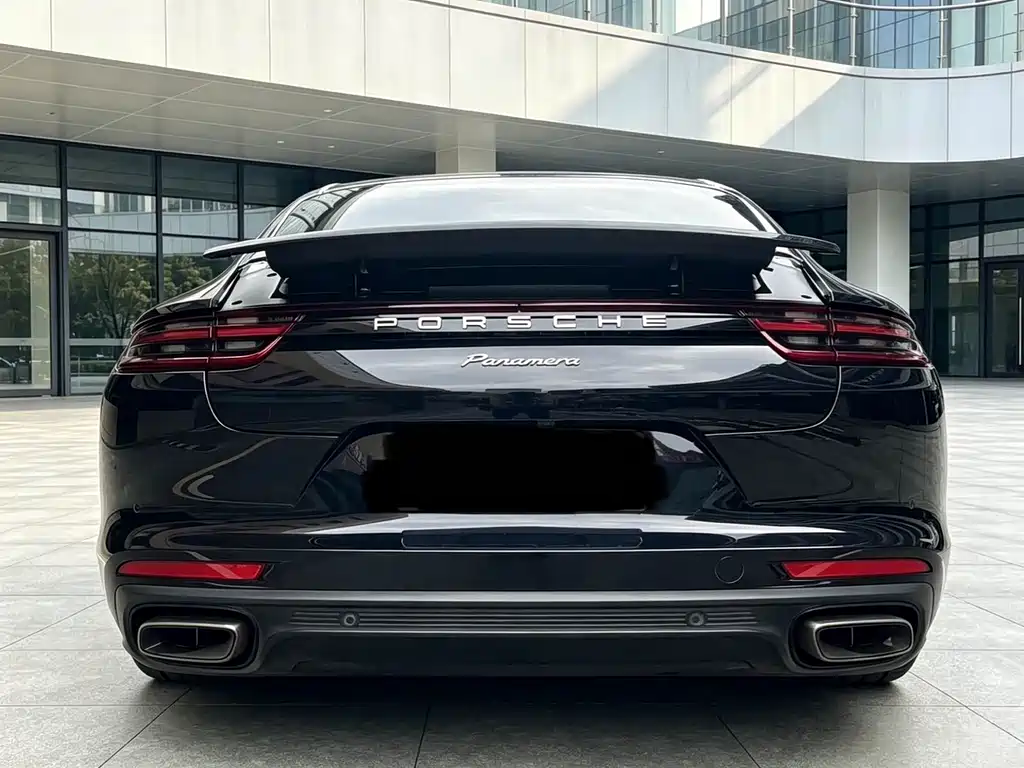 Porsche Panamera 2019 — фото 14