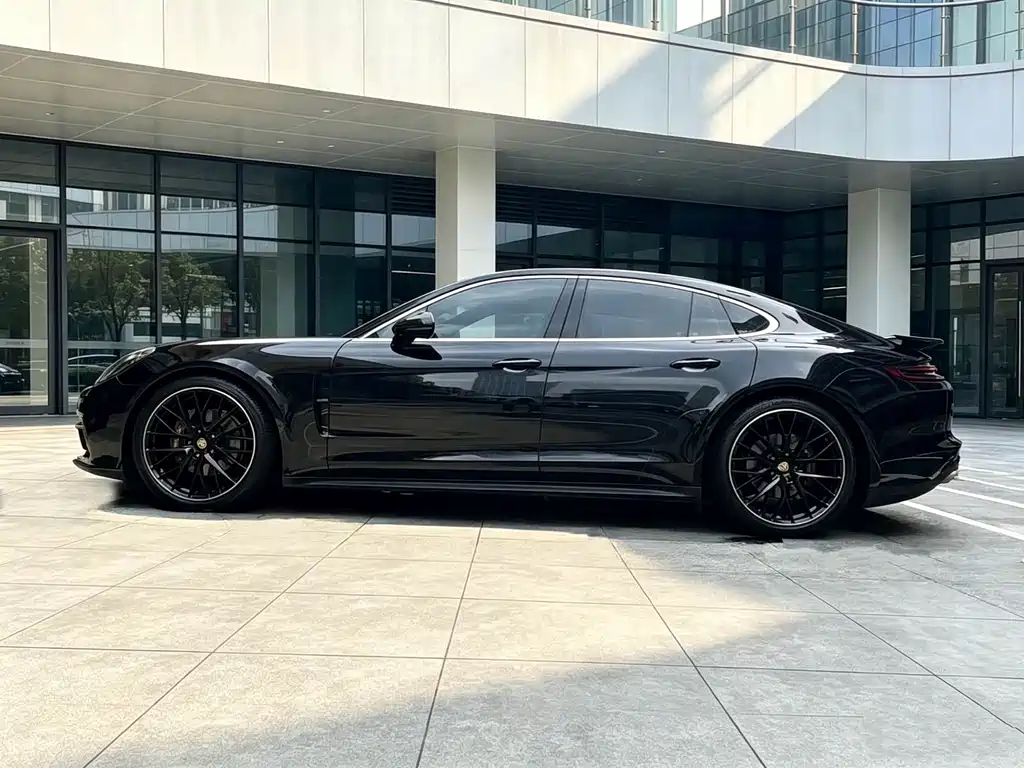 Porsche Panamera 2019 — фото 4