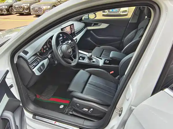 Audi A4L 2024
