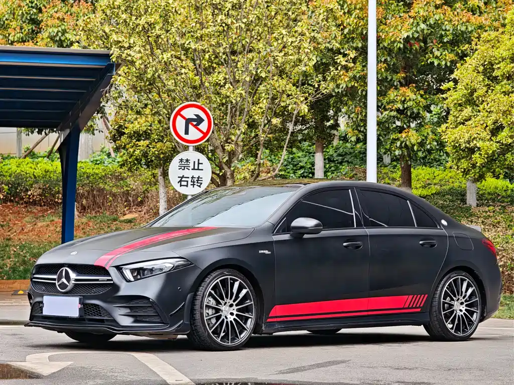 Mercedes-Benz A-Class AMG 2023 — фото 1