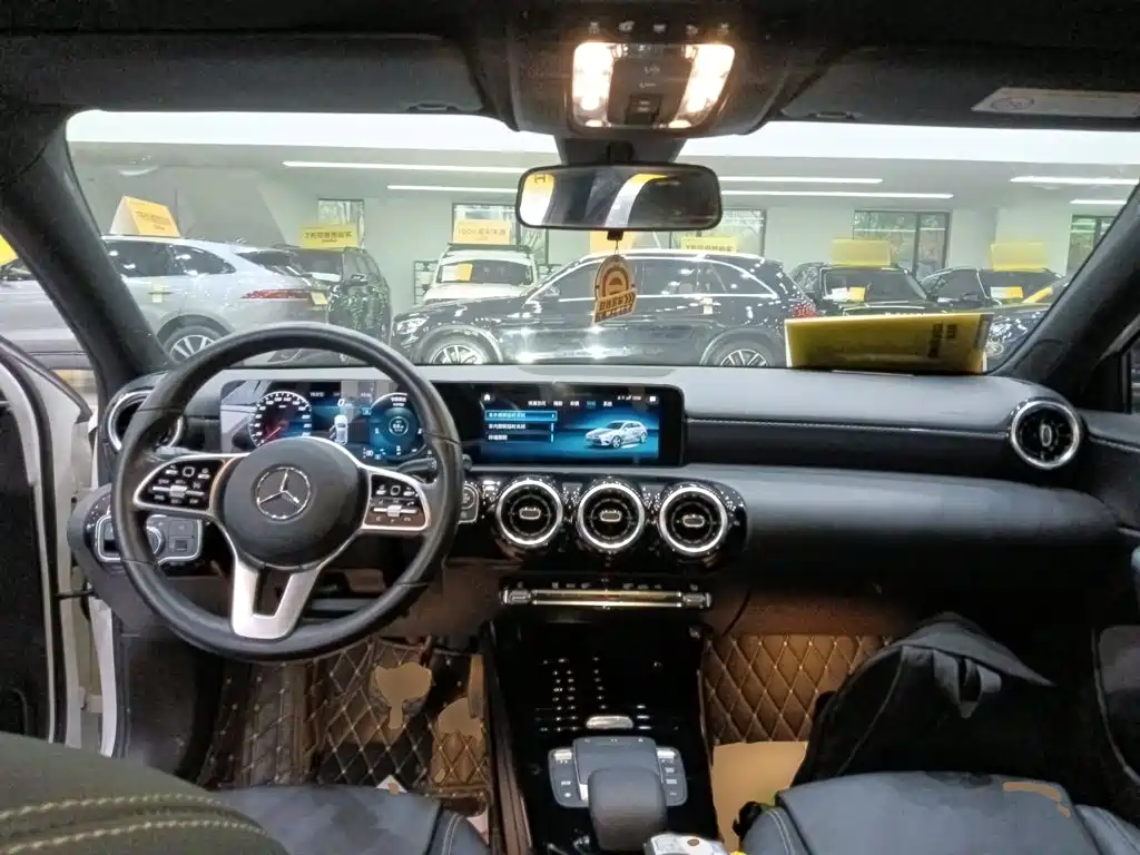 Mercedes-Benz A-Class 2021