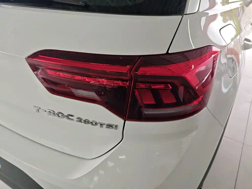 Volkswagen T-Roc 2019 — фото 24