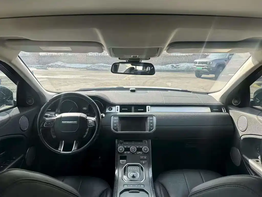 Land Rover Evoque 2017 — фото 5