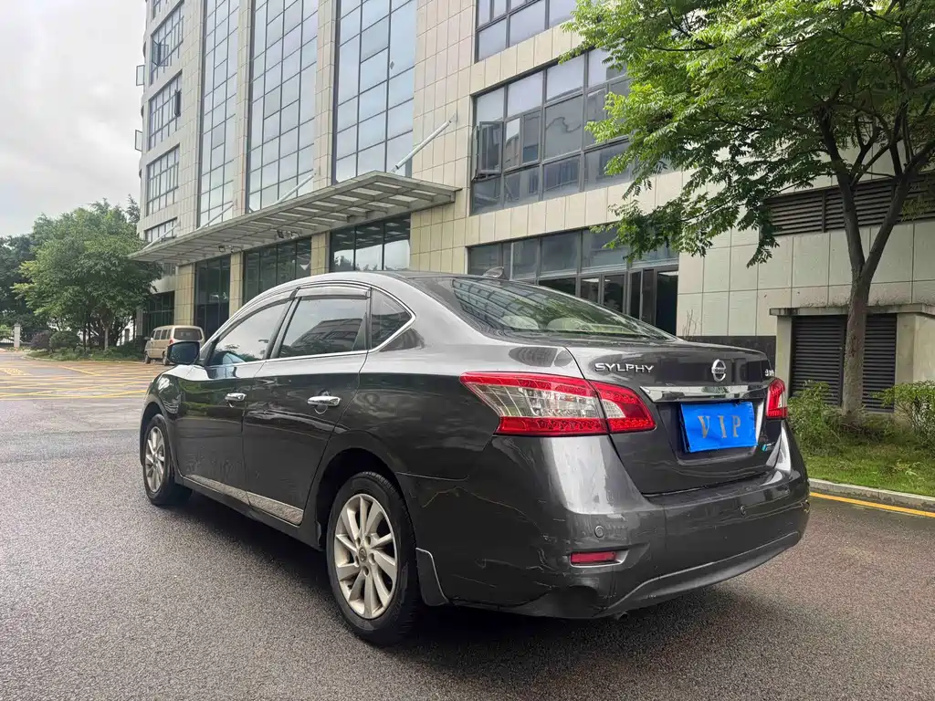 Nissan Sylphy 2013