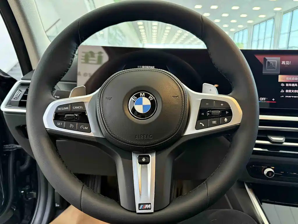 BMW 3 Series 2023 — фото 12