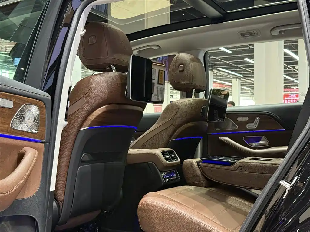 Mercedes-Benz GLS 2024 — фото 17