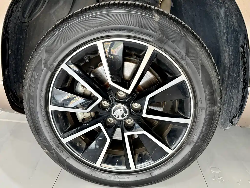 Skoda Karoq 2023 — фото 14