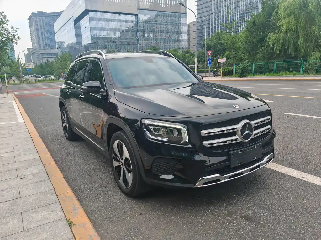Mercedes-Benz GLB 2022 — фото 3