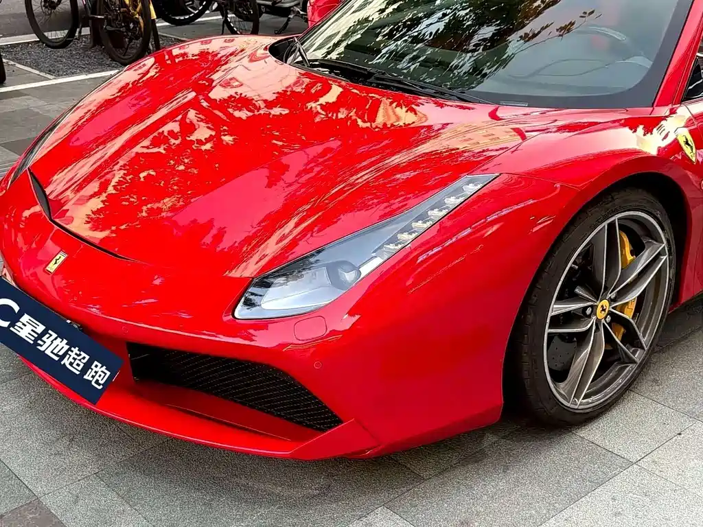 Ferrari 488 2016 — фото 3