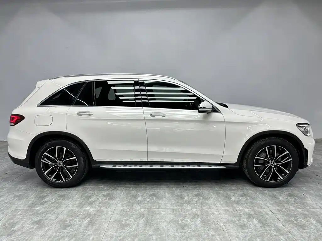 Mercedes-Benz GLC 2021 — фото 24
