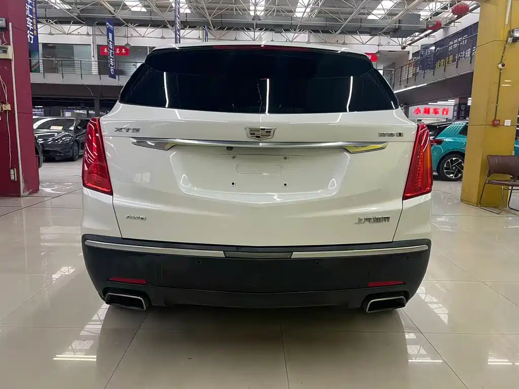Cadillac XT5 2018 — фото 14