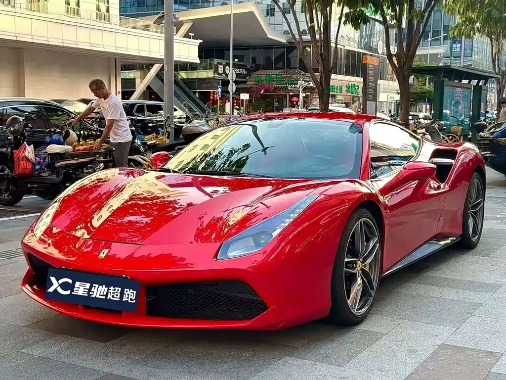 Ferrari 488 2016 — фото 1