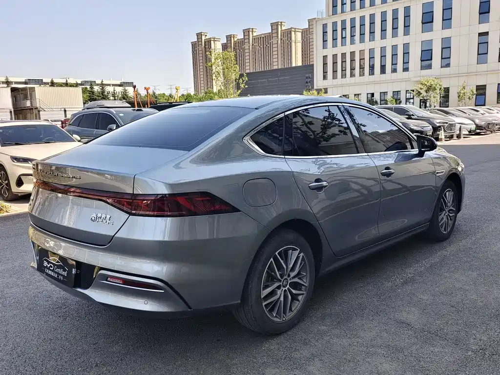 BYD Qin PLUS 2023 — фото 9