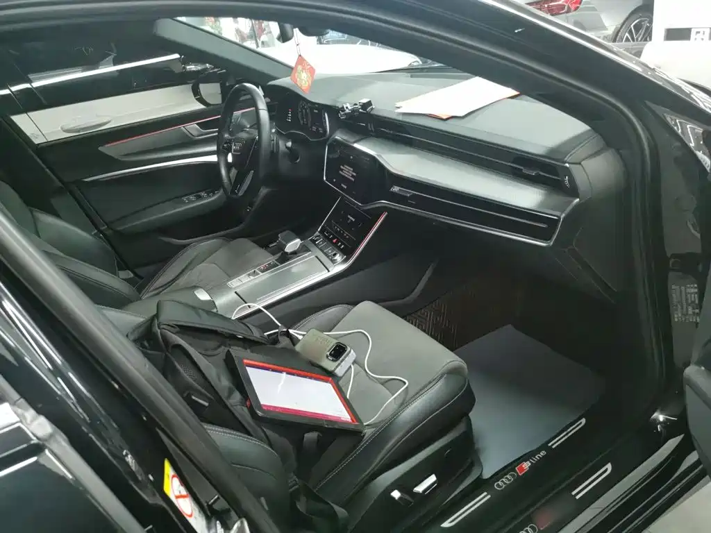 Audi A6L 2023 — фото 25