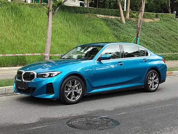 BMW i3 2022