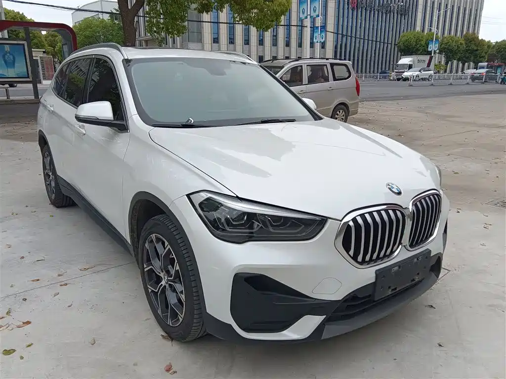 BMW X1 2020 — фото 22