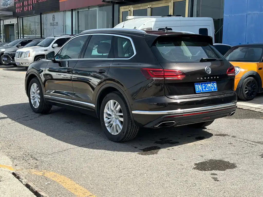 Volkswagen Touareg 2020 — фото 12