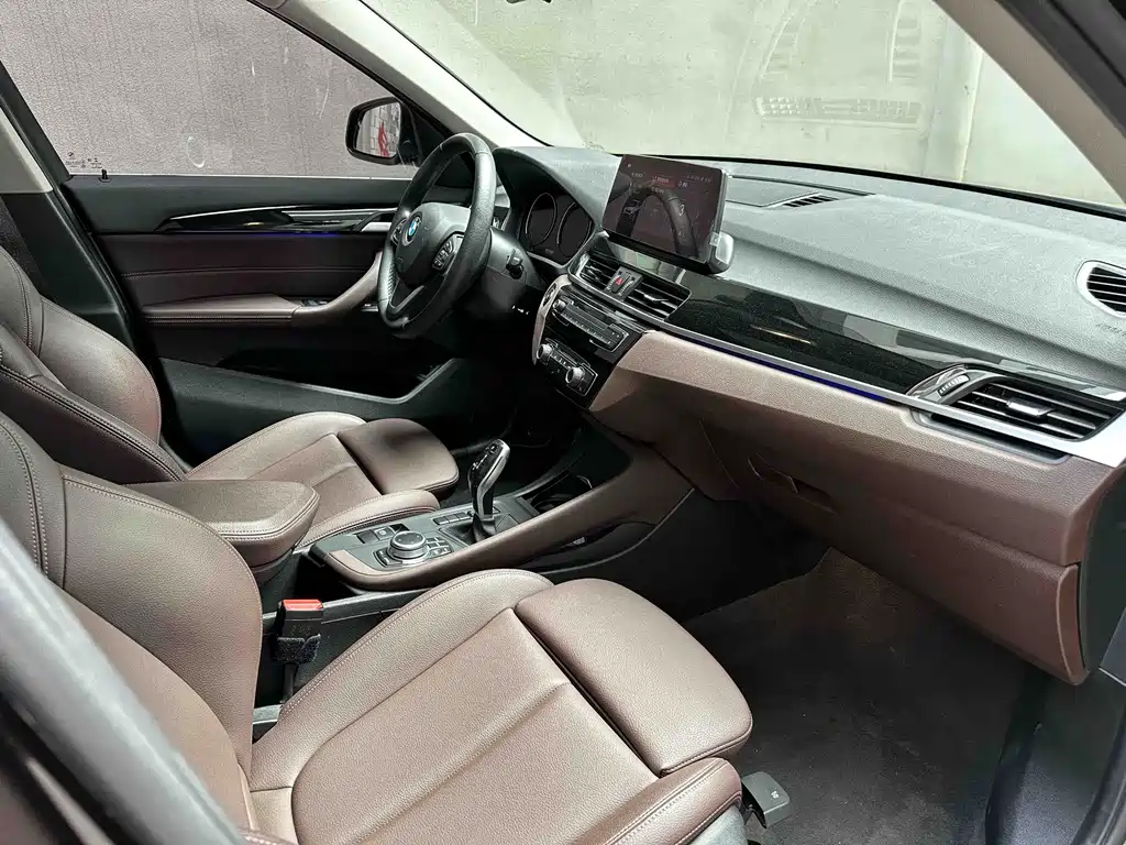 BMW X1 2020 — фото 15