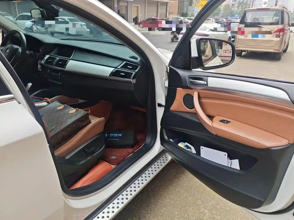 BMW X6 2015 — фото 20