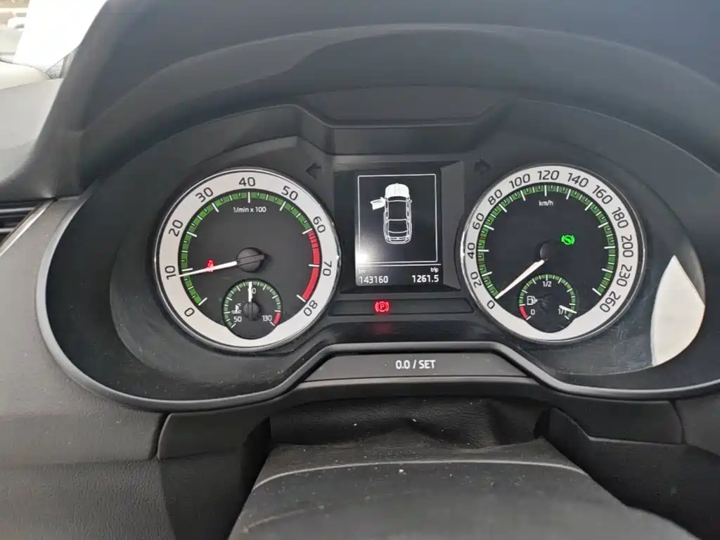 Skoda Octavia 2020 — фото 12