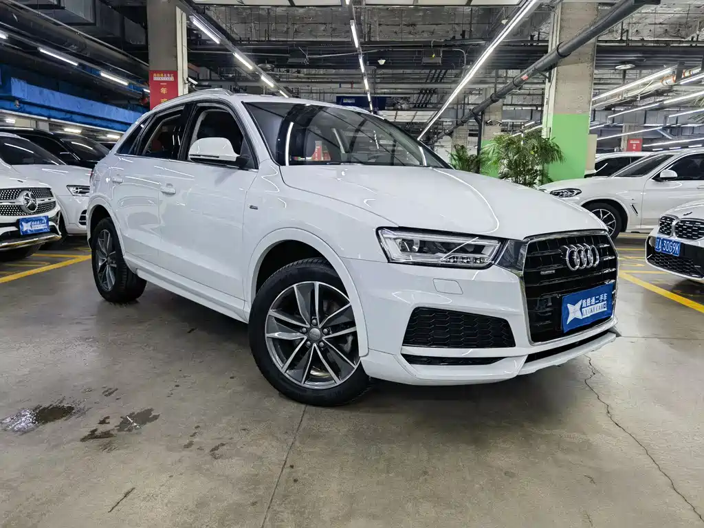 Audi Q3 2018 — фото 3