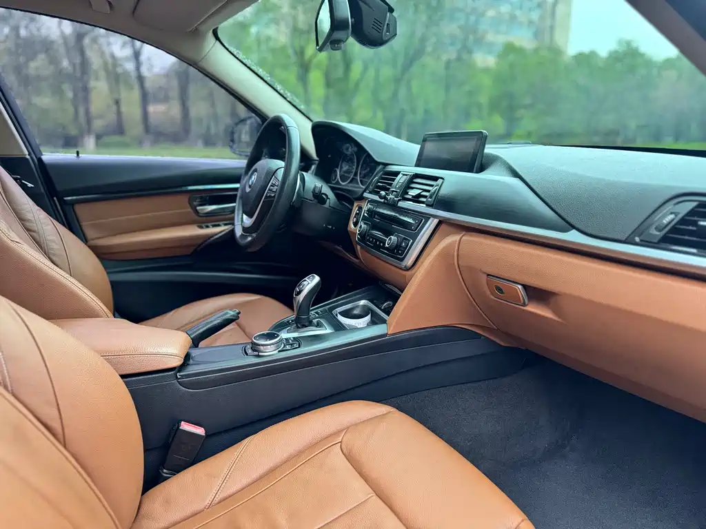 BMW 3 Series 2015