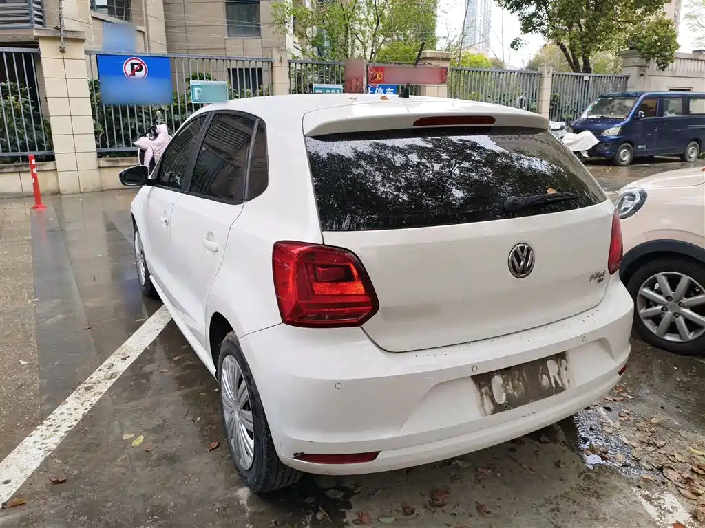 Volkswagen Polo 2019 — фото 23