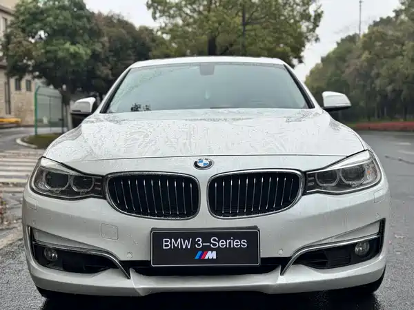 BMW 3 Series GT 2013