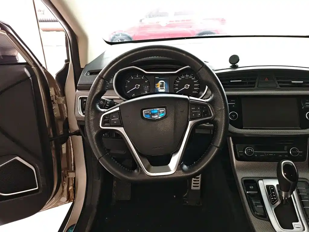 Geely Emgrand GS 2018 — фото 7