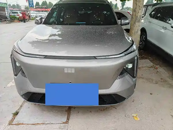 Geely Galaxy L7 2023