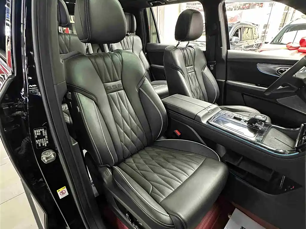 GAC Motor Trumpchi GS8 2023 — фото 28