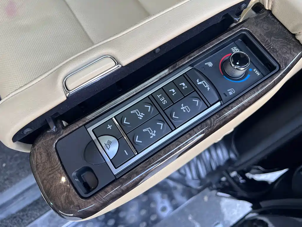Toyota Vellfire 2020 — фото 7