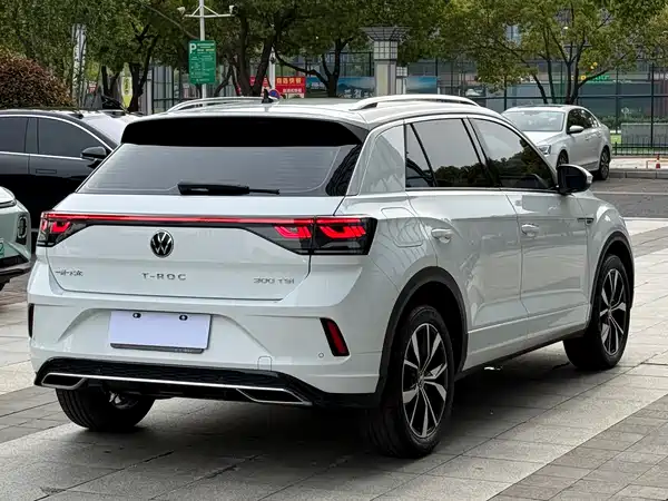 Volkswagen T-Roc 2025