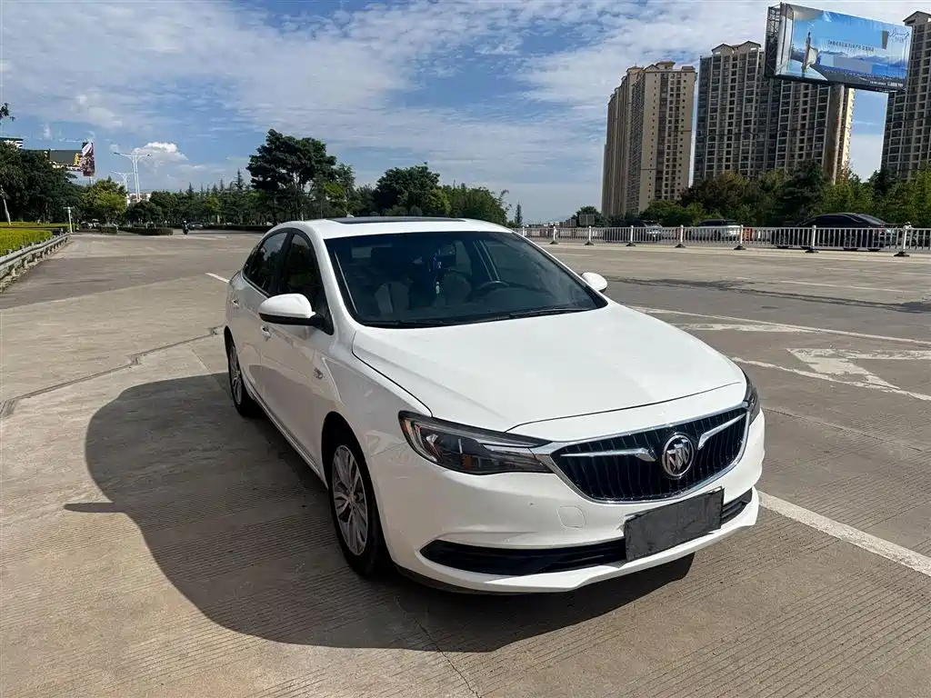 Buick Excelle 2019 — фото 3