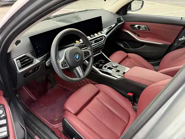 BMW i3 2023