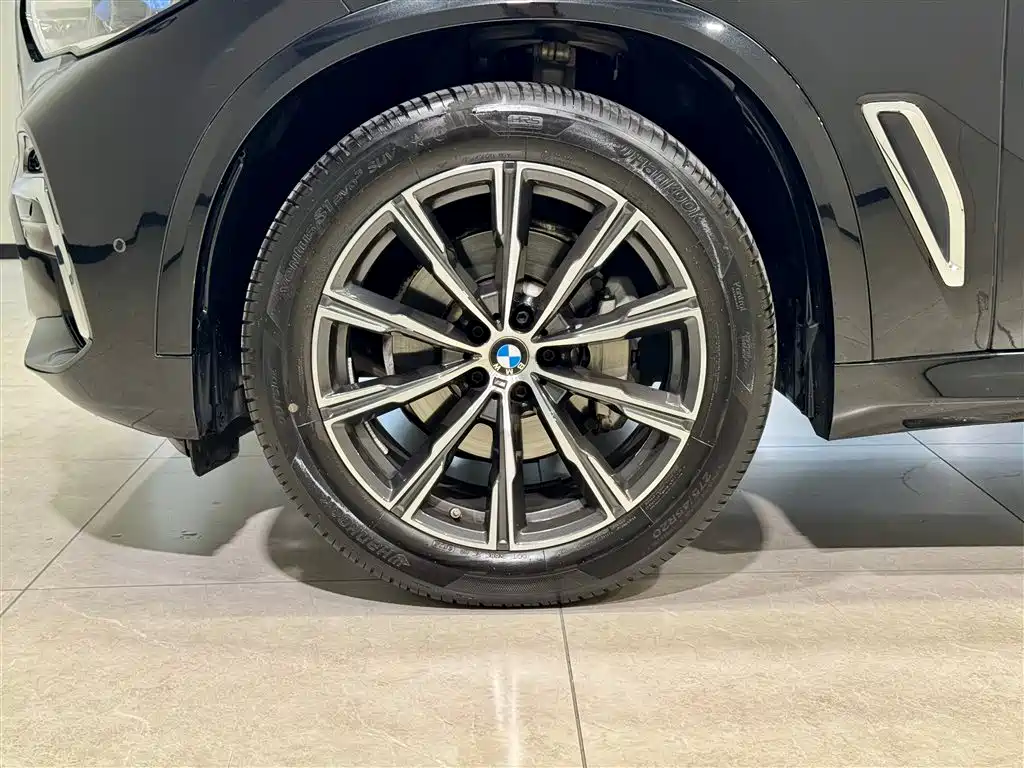 BMW X5 2023 — фото 11