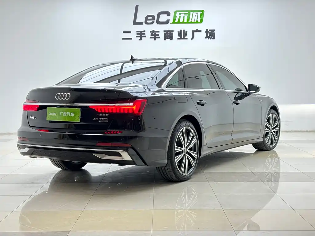 Audi A6L 2024 — фото 13