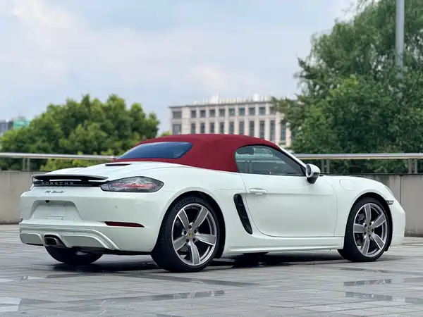 Porsche 718 2021