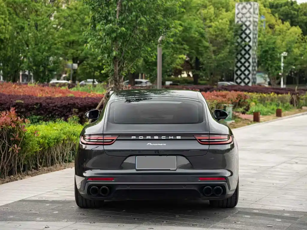 Porsche Panamera 2018 — фото 5