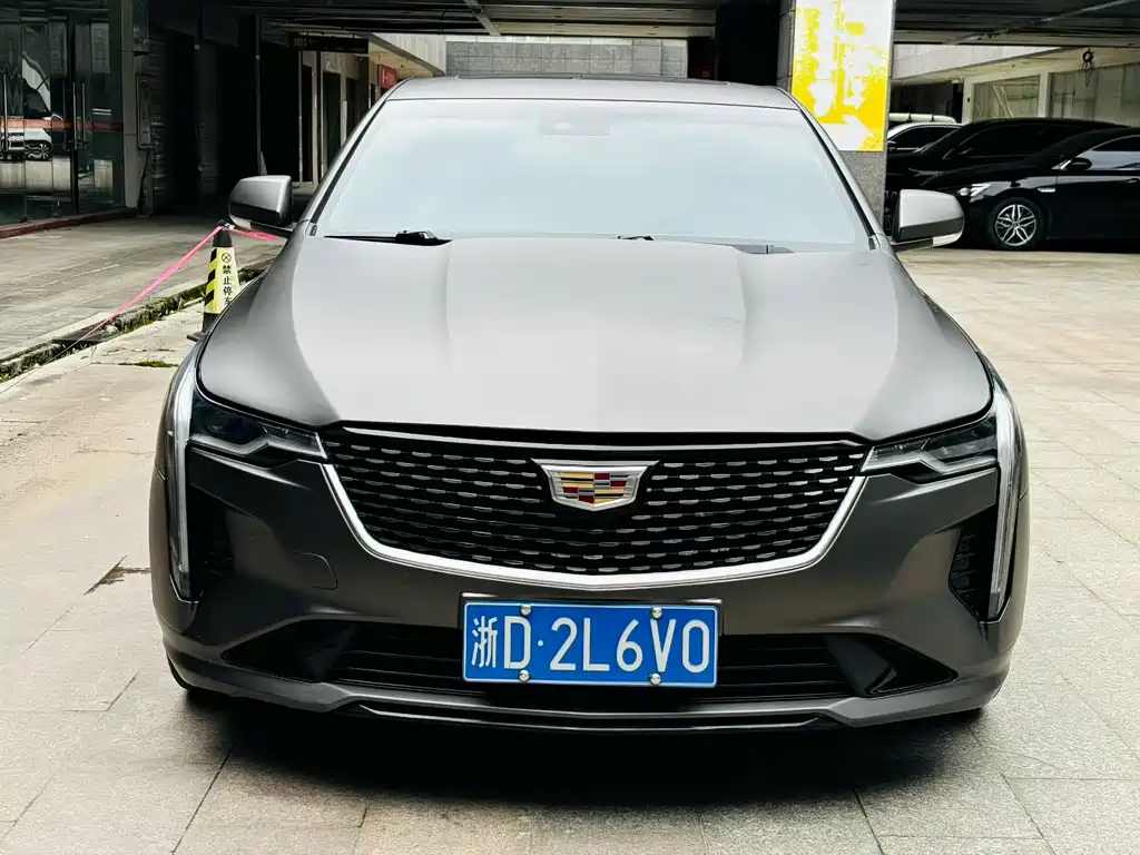 Cadillac CT4 2021 — фото 2