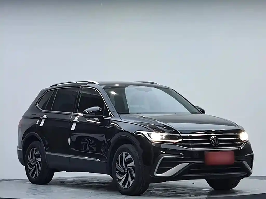 Volkswagen Tiguan L 2023