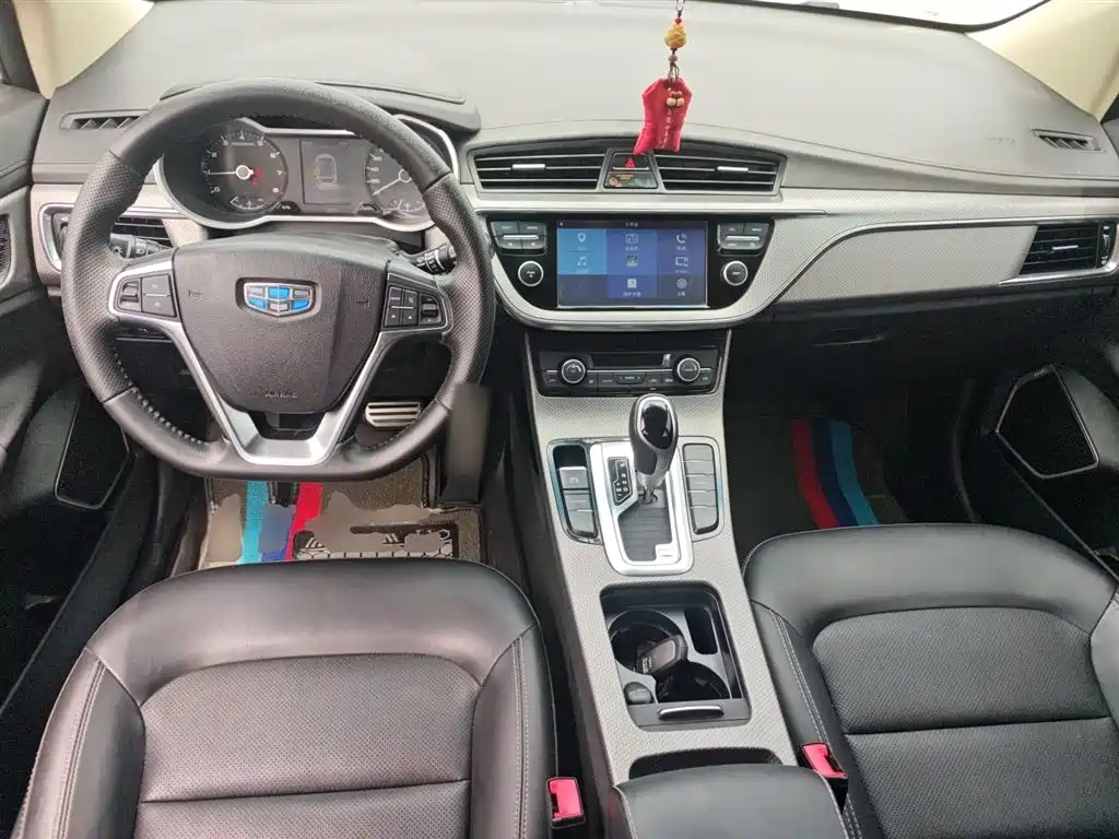 Geely Emgrand GS 2018 — фото 10