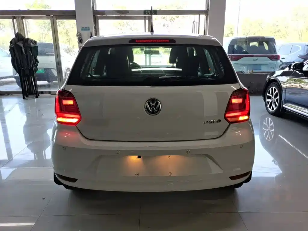Volkswagen Polo 2018 — фото 6