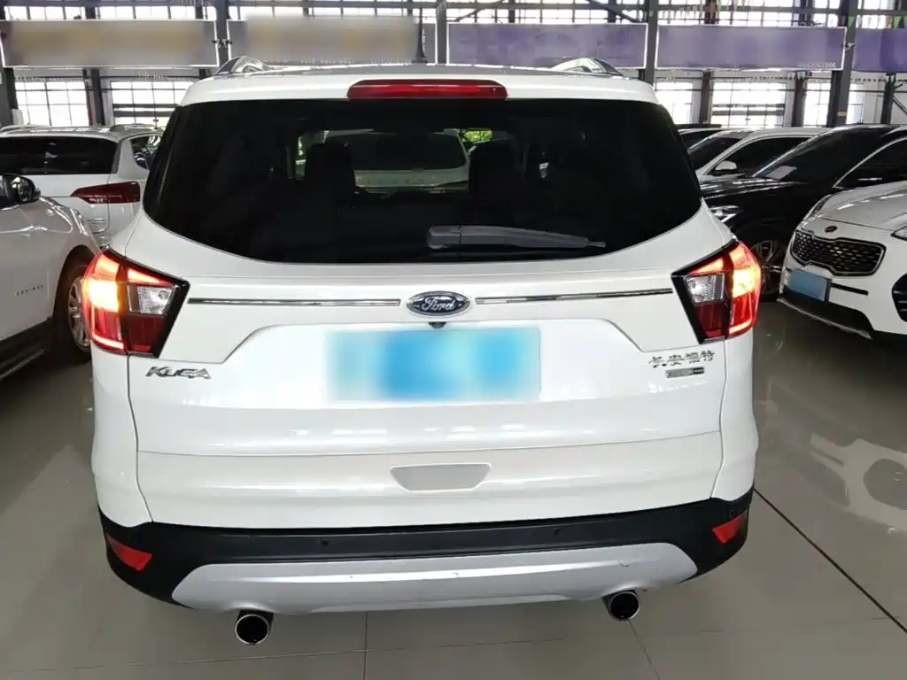 Ford Kuga 2017 — фото 6