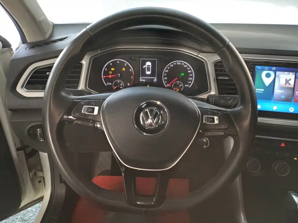 Volkswagen T-Roc 2019