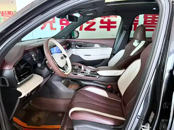 Geely Xingyue L 2021
