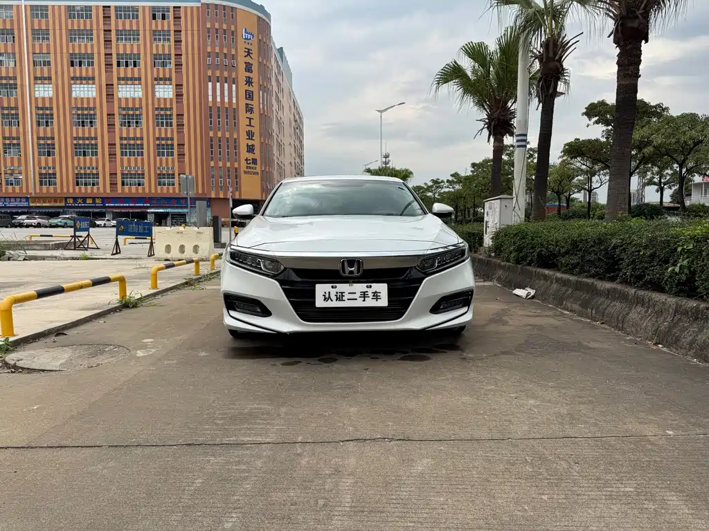 Honda Accord 2020 — фото 2
