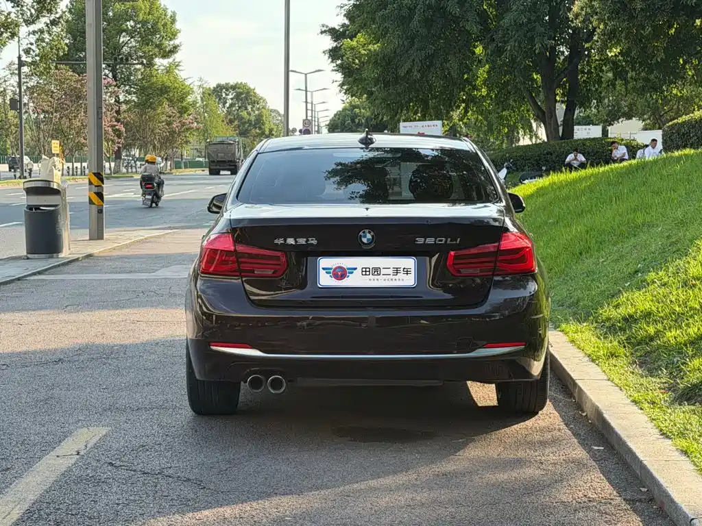 BMW 3 Series 2018