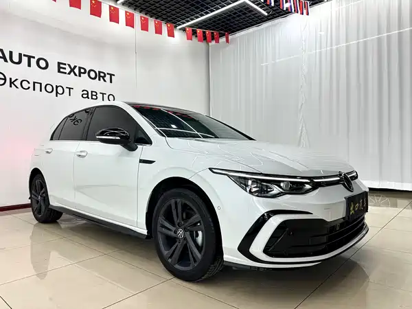Volkswagen Golf 2023