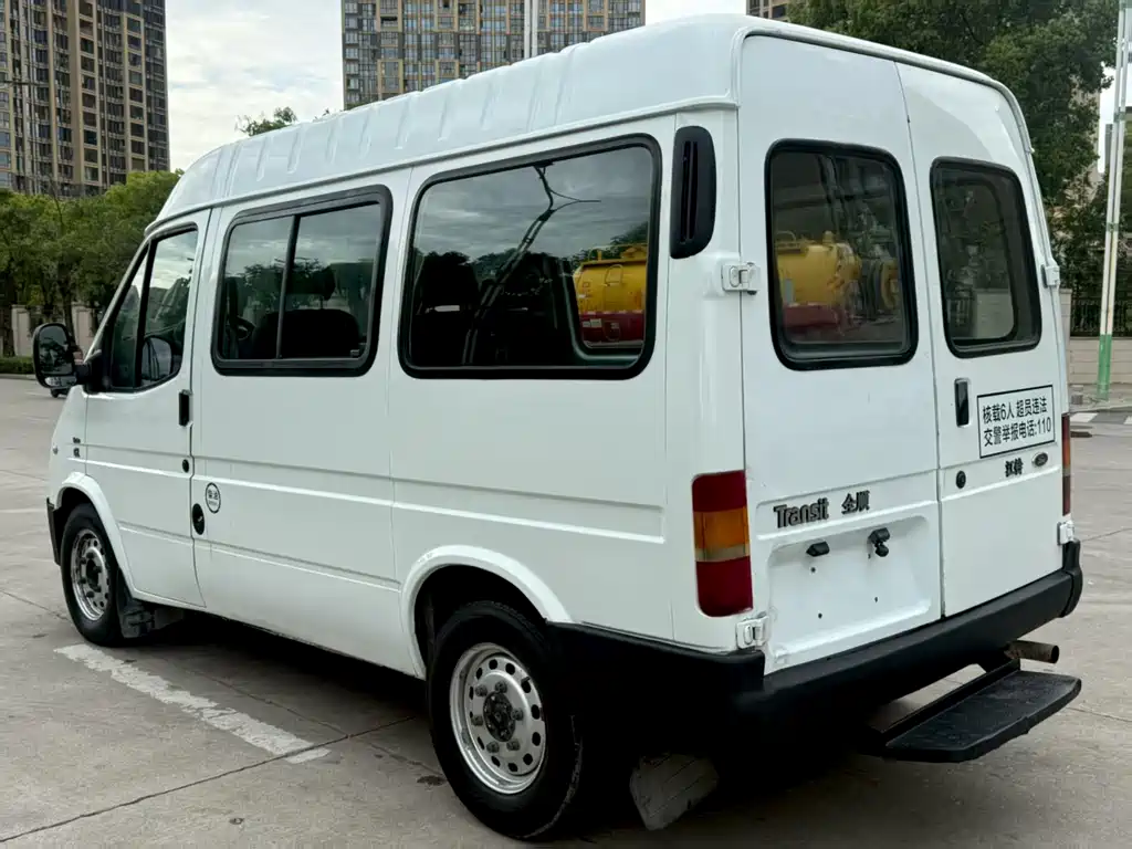 Ford Classic Transit 2016 — фото 6